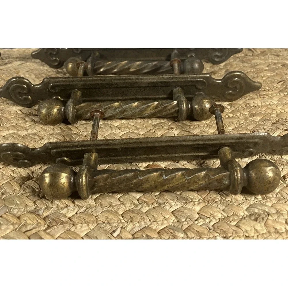 Lot Of 5‎ Vintage Drawer Pulls Brass